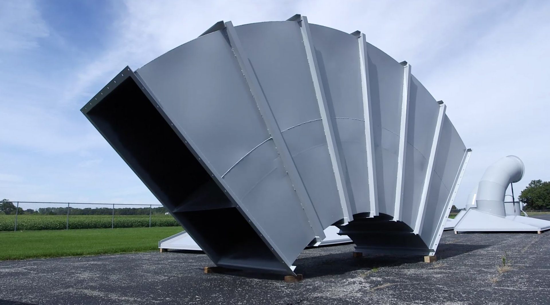 duct.jpg duct.jpg