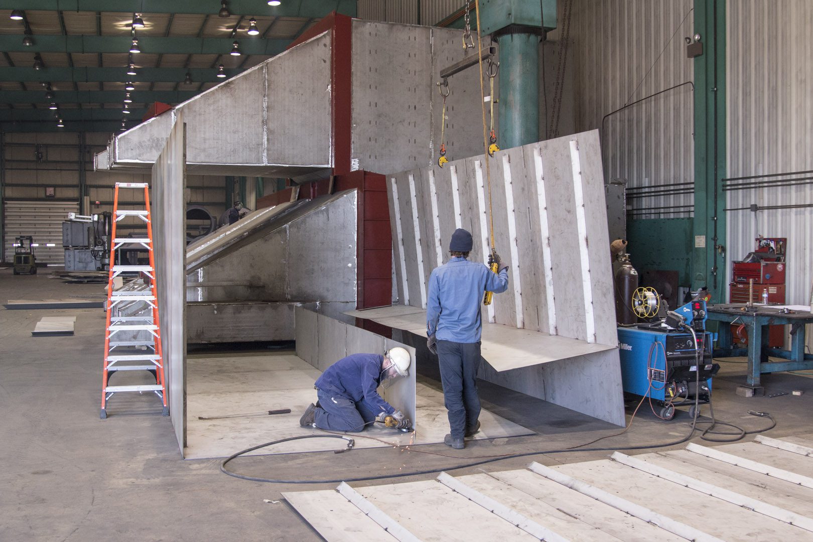 quality.jpg Quality checking of steel duct assembly